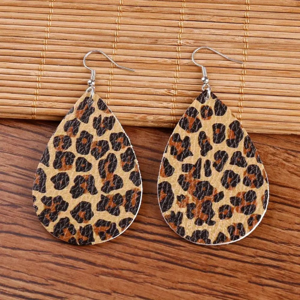 NEW Trendy Leopard Print PU Leather Waterdrop Shape Dangle Earrings Stylish